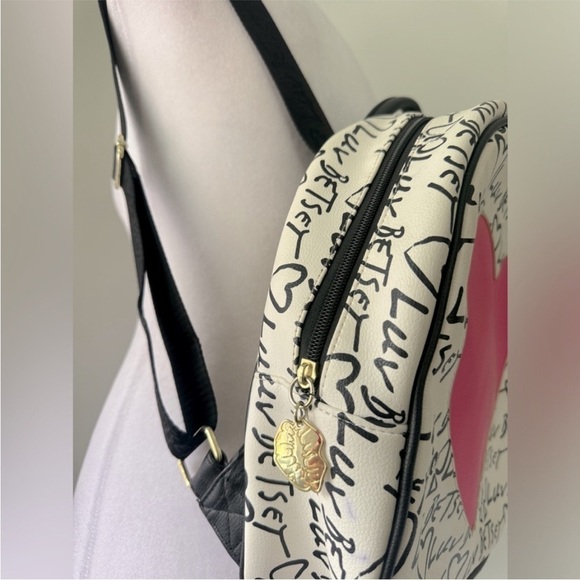 Betsey Johnson LUV Heart Backpack Hot Pink White Black - Picture 7 of 16